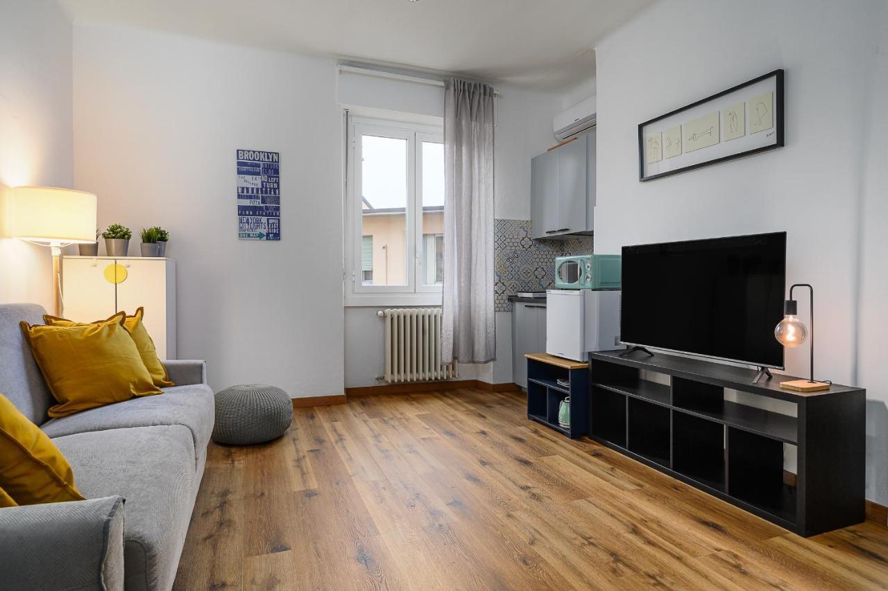 Ferienwohnung Insubria 8-3Dx - Monolocale Cool Mailand Exterior foto